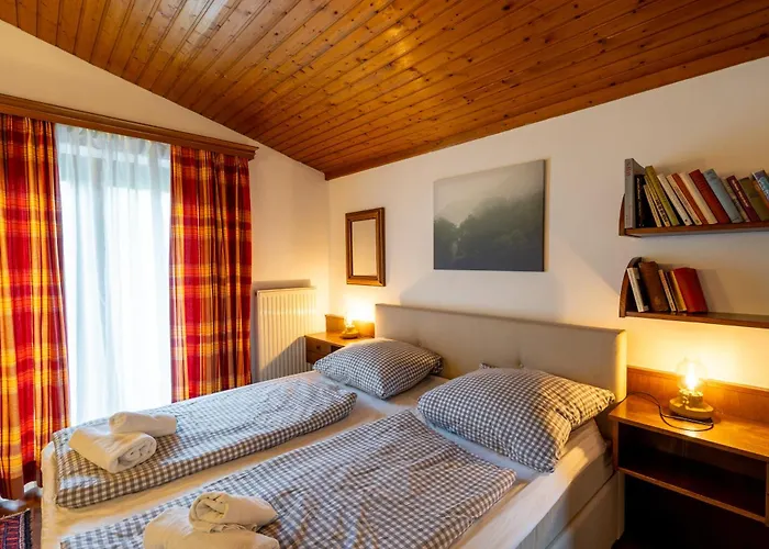 Familienappartement Mit Balkon